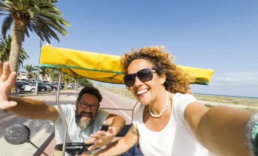 vacancesguadeloupe__happy-and-cheerful-adult-beautiful-couple-2026-01-08-22-57-39-utc