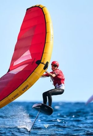 Vaïna Picot : à seulement 15 ans, la Guadeloupéenne décroche l’argent aux championnats du monde de Wingfoil 2025
